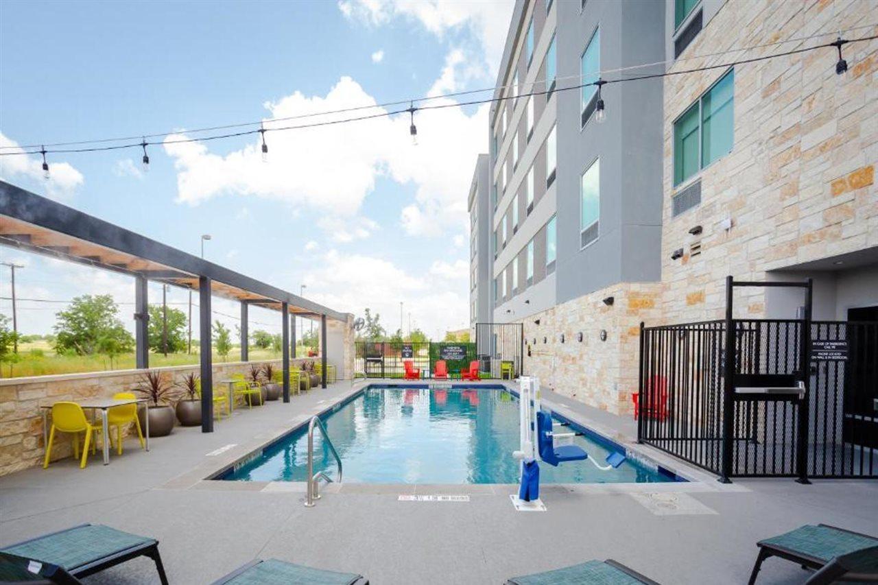 Home2 Suites By Hilton Pflugerville, Tx ภายนอก รูปภาพ